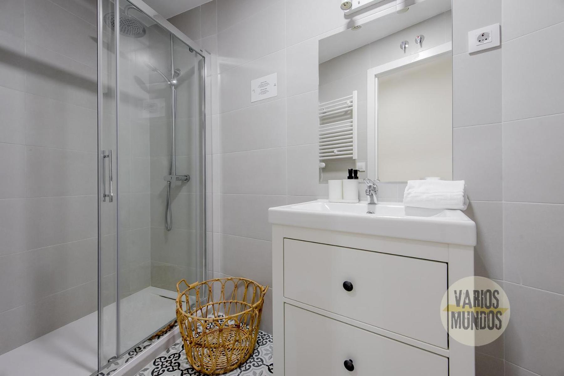 Spacious New Aparment Para 8Pax En La Plaza De Tirso E1 مدريد المظهر الخارجي الصورة