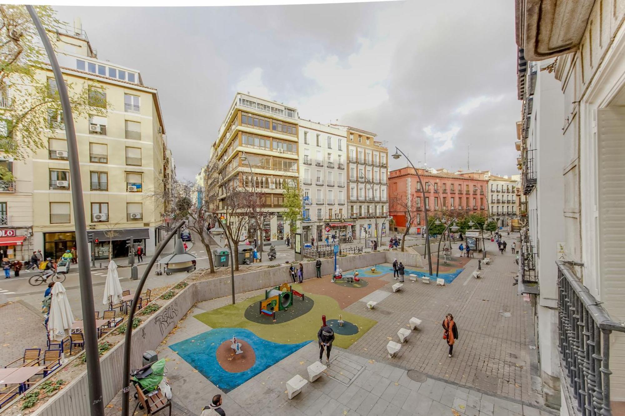 Spacious New Aparment Para 8Pax En La Plaza De Tirso E1 مدريد المظهر الخارجي الصورة